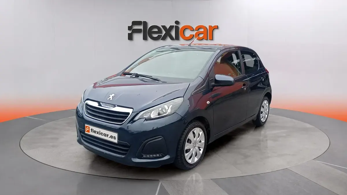 Usado Peugeot 108 Allure 82 CV (60 kW) 2018 Azul Utilitario