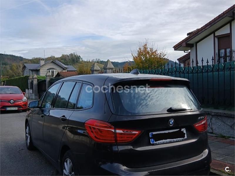 Usado BMW 216 116 CV (85 kW) 2015 Negro Familiar