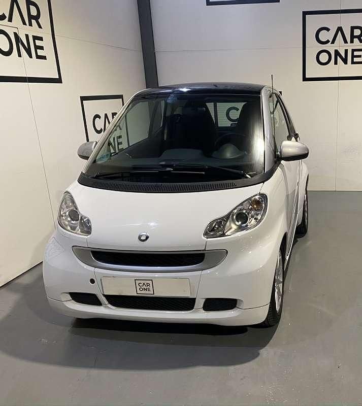 Usado Smart ForTwo Cabrio Passion 71 CV (52 kW) 2012 Blanco Descapotable