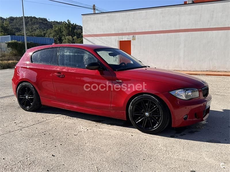 Occasion BMW 118 143 PK (105 kW) 2008 Rood Hatchback