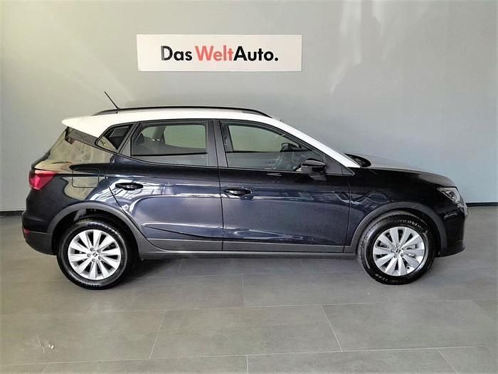 Usado Seat Arona Style 115 HP (84 kW) 2024 Preto SUV