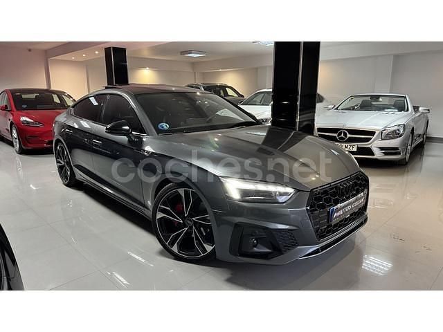 Gris / plata Usado 2024 Audi A5 Sportback Ambiente Utilitario | 44.900 € (Un poco caro) - Imagen 1/4