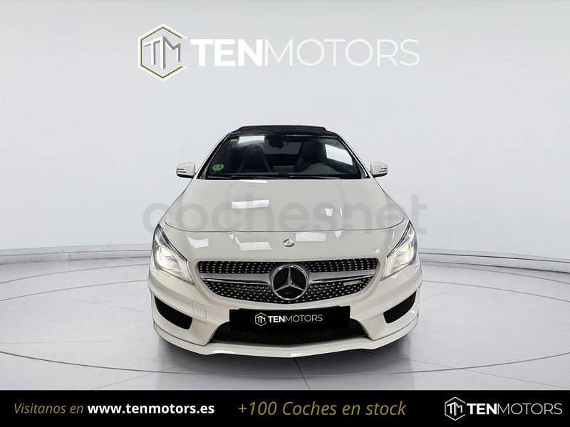 Usado Mercedes CLA220 AMG line 177 CV (130 kW) 2016 Blanco Berlina