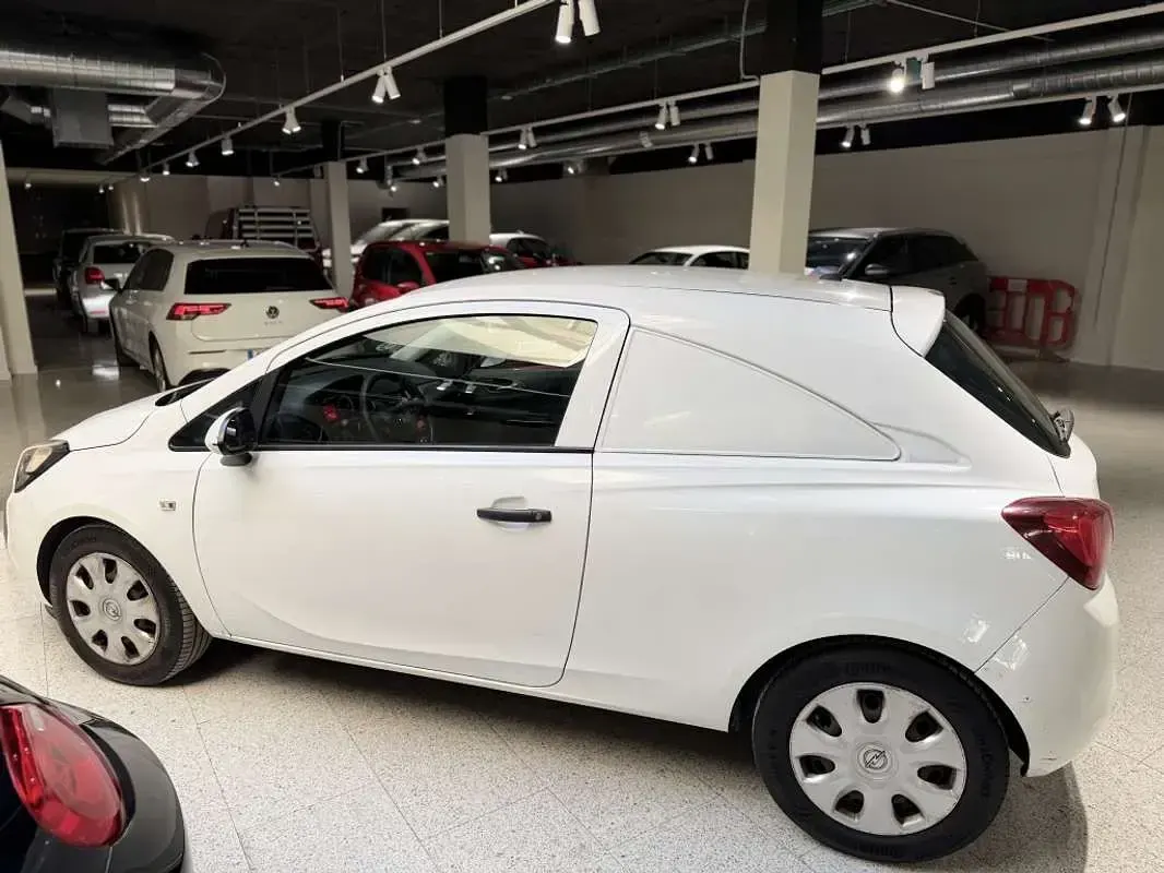 Usado Opel Corsa Expression 75 CV (55 kW) 2015 Blanco Utilitario