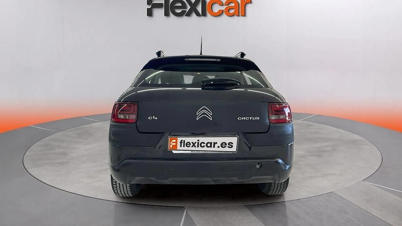 Usado Citroën C4 Feel 101 CV (74 kW) 2016 Negro Berlina