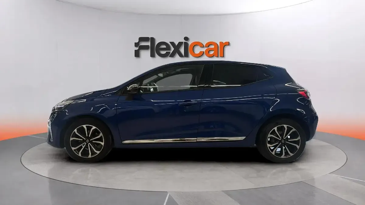 Usado Renault Clio V Techno 90 CV (66 kW) 2025 Azul Berlina