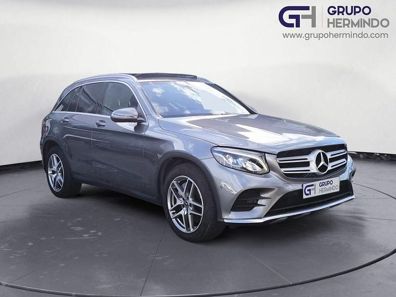Usado Mercedes GLC220 AMG 194 CV (142 kW) 2019 Gris SUV