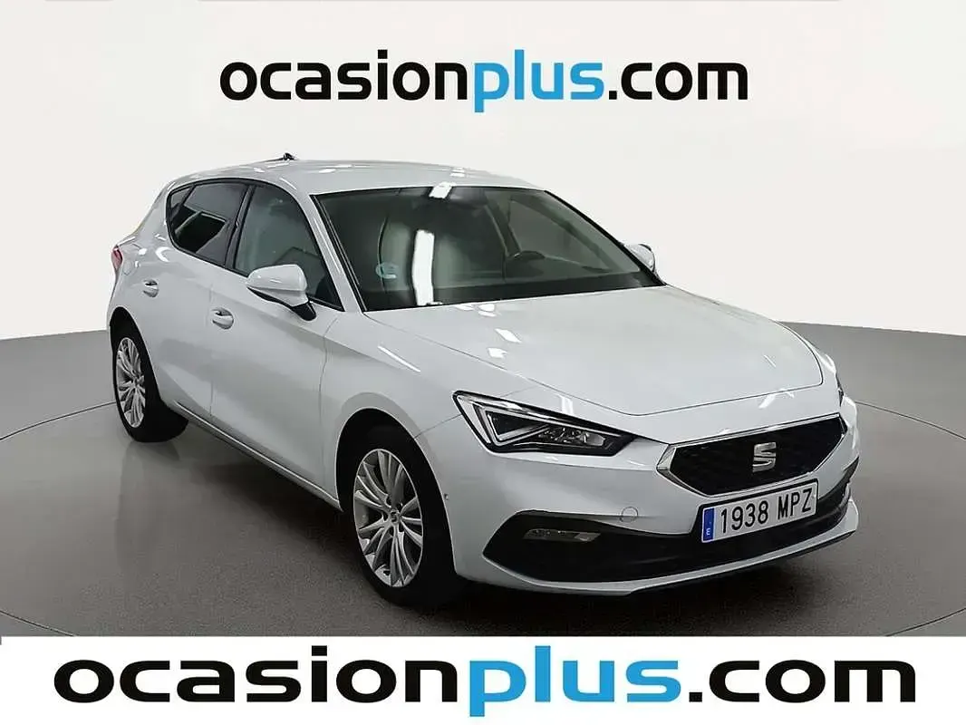 Usado Seat Leon Style 150 CV (110 kW) 2024 Blanco Utilitario