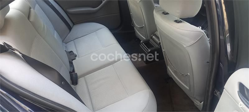 Usado BMW 320 150 CV (110 kW) 2004 Negro Berlina