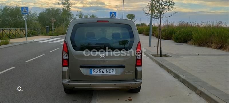Usado Citroën Berlingo Seduction 120 CV (88 kW) 2013 Marrón Monovolumen