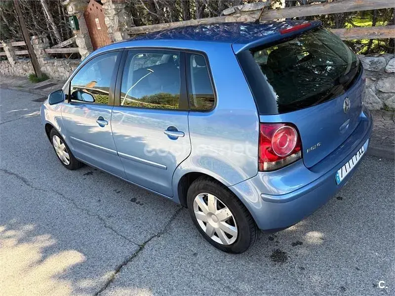 Usado VW Polo Edition 80 CV (58 kW) 2007 Azul Utilitario