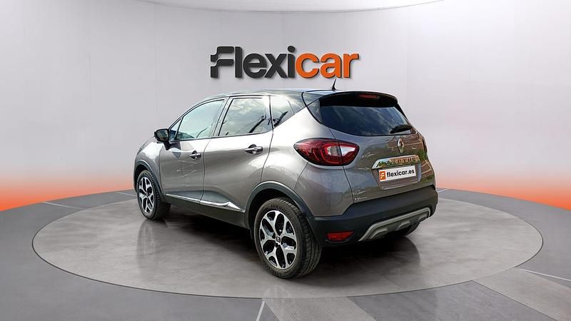Usado Renault Captur Intens 90 HP (66 kW) 2018 Cinzento SUV