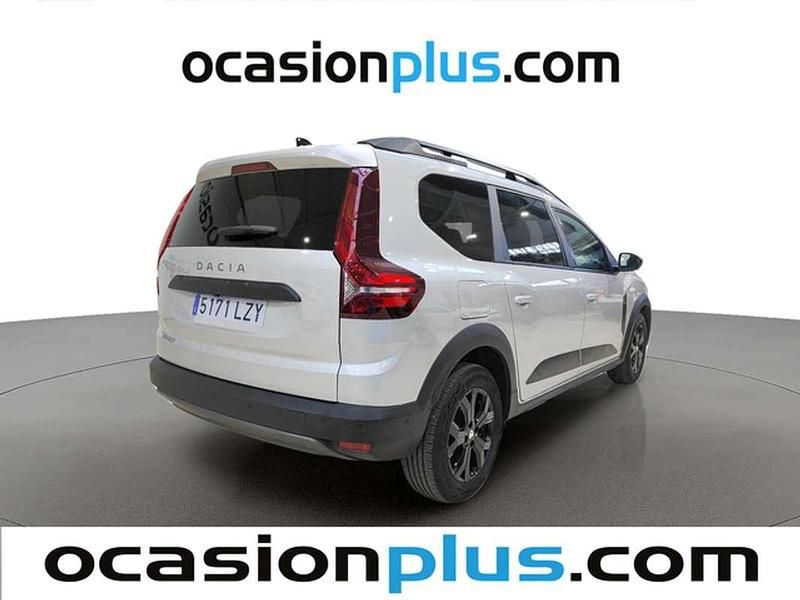 Usado Dacia Jogger Extreme 101 CV (74 kW) 2022 Plateado Monovolumen