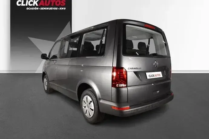 Usado VW Caravelle 110 CV (80 kW) 2024 Negro Van