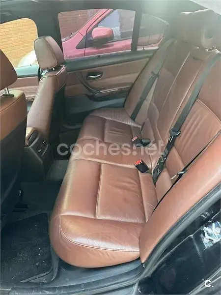 Usado BMW 320 150 CV (110 kW) 2006 Negro Berlina