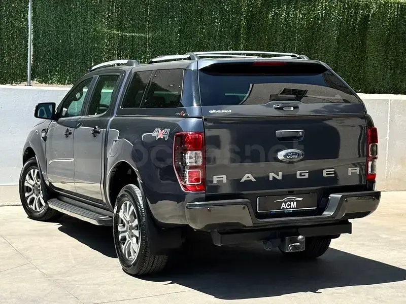 Usado Ford Ranger Wildtrack 200 CV (147 kW) 2017 Azul Pickup/Camioneta