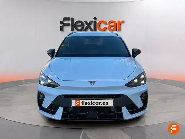 Usado Cupra Leon 150 CV (110 kW) 2025 Blanco