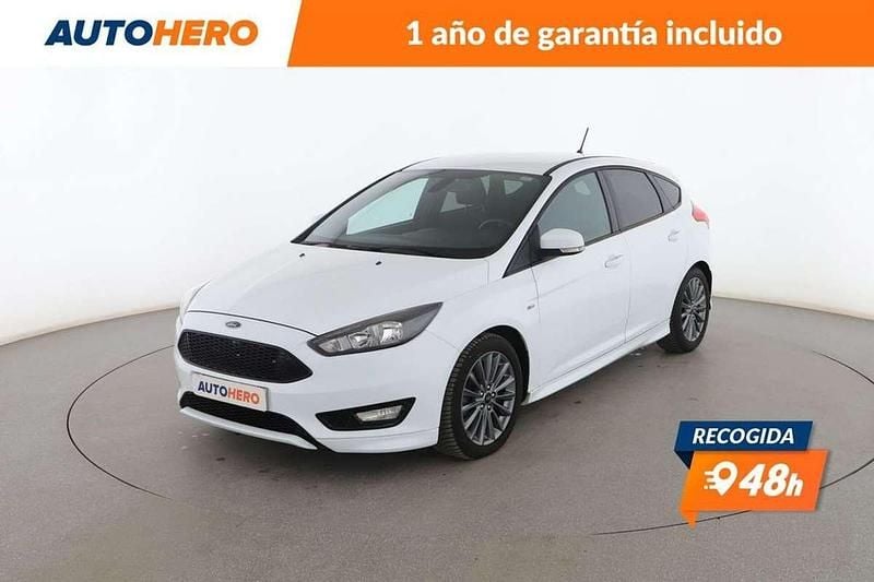 Blanco Usado 2018 Ford Focus ST-Line Berlina | 15.199 € (Precio justo) - Imagen 1/3