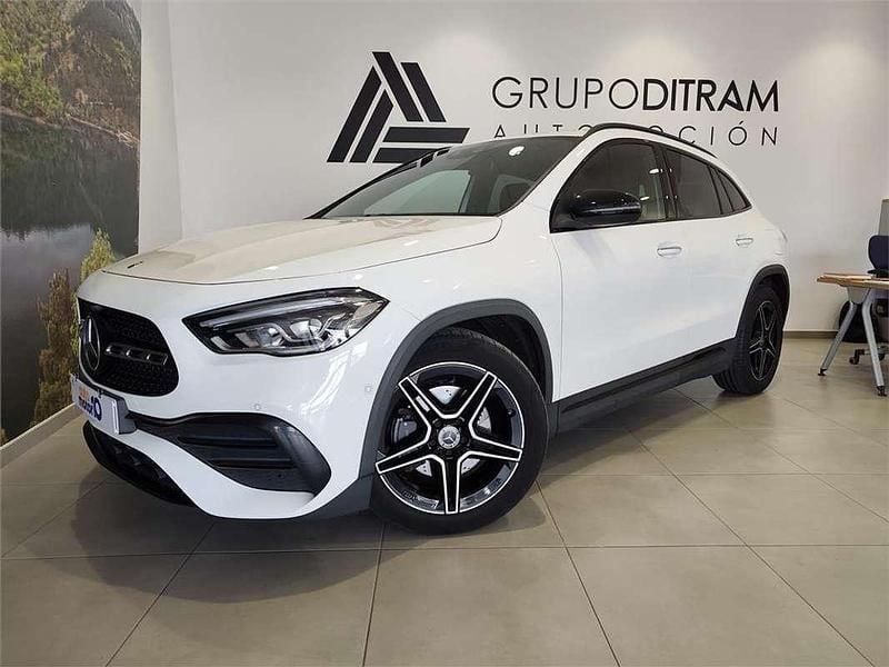 Usado Mercedes GLA200 150 HP (110 kW) 2020 SUV