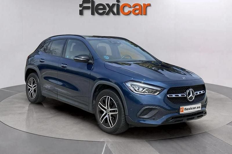 Usado Mercedes GLA200 150 CV (110 kW) 2021 Azul SUV