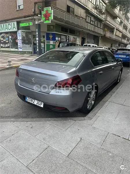 Usado Peugeot 508 Allure 115 CV (84 kW) 2015 Gris / plata Berlina