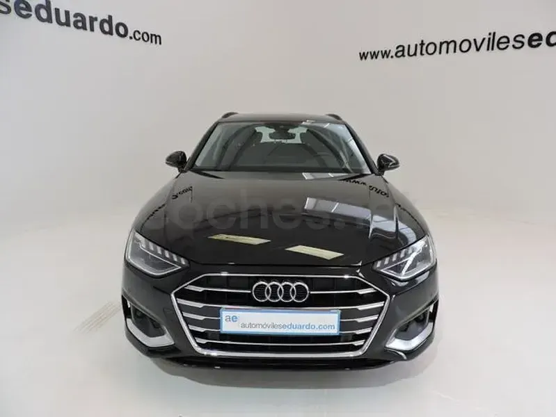 Usado Audi A4 Advanced Plus 136 CV (100 kW) 2023 Negro Familiar