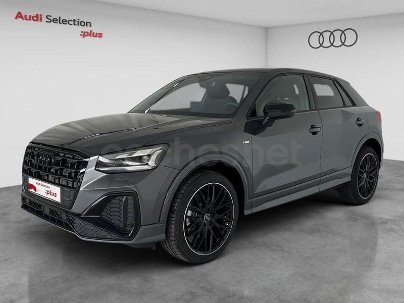 Usado Audi Q2 150 CV (110 kW) 2025 Gris / plata SUV