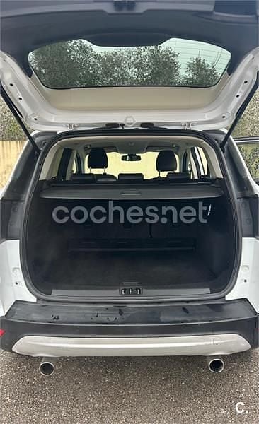 Usado Ford Kuga Titanium 150 HP (110 kW) 2018 Branco SUV