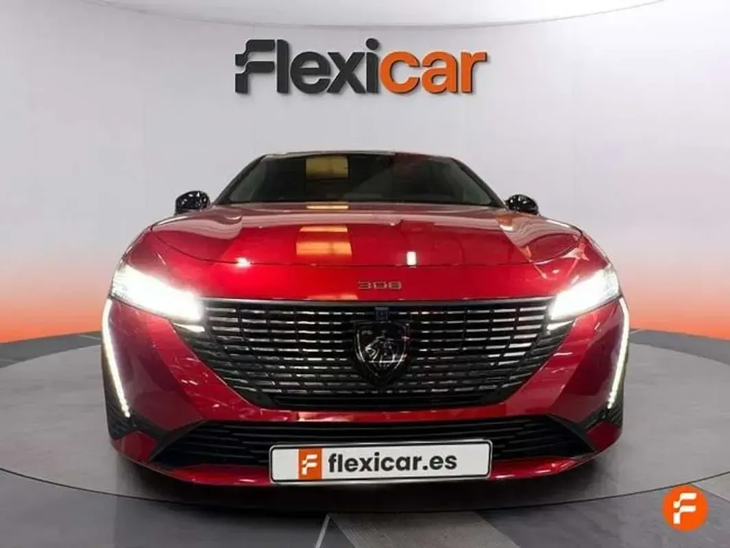 Usado Peugeot 308 Active 131 CV (96 kW) 2024 Rojo Utilitario