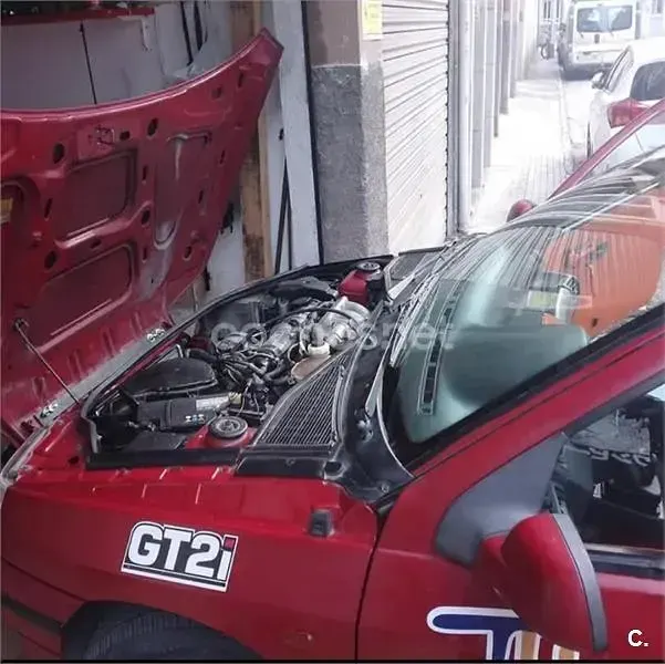 Usado Renault Clio R.S. 95 CV (69 kW) 1993 Rojo Utilitario