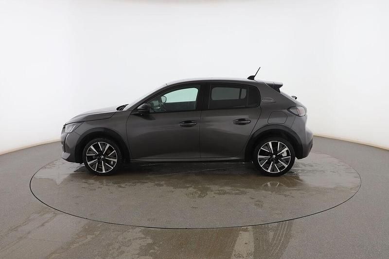 Usado Peugeot 208 GT 101 CV (74 kW) 2020 Gris Utilitario
