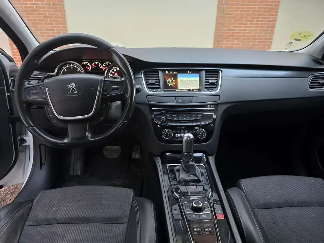 Usado Peugeot 508 SW Allure 163 CV (119 kW) 2012 Blanco Familiar