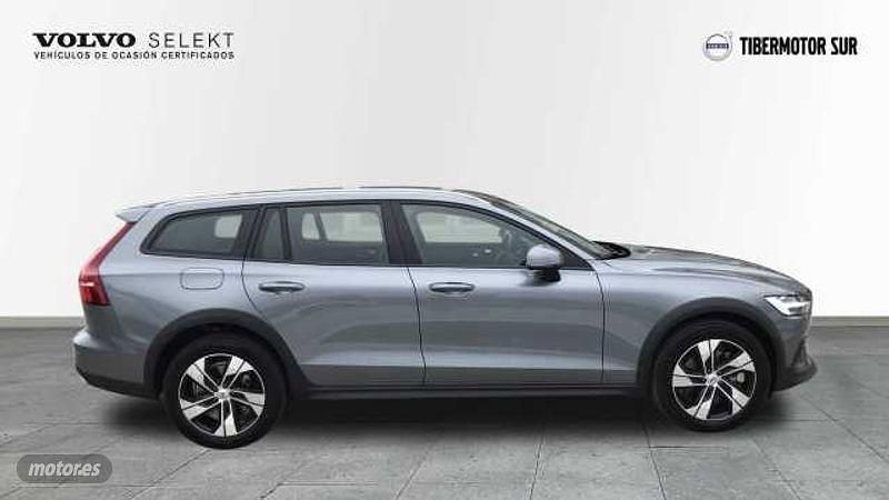 Usado Volvo V60 CC 197 CV (144 kW) 2021 Gris Familiar