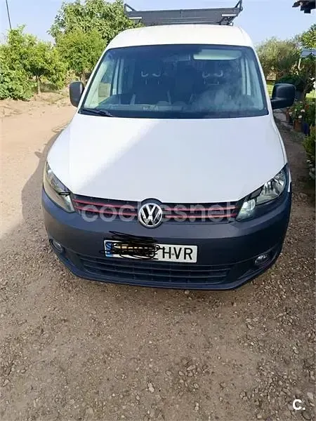 Usado VW Caddy Trendline 75 CV (55 kW) 2014 Blanco Monovolumen
