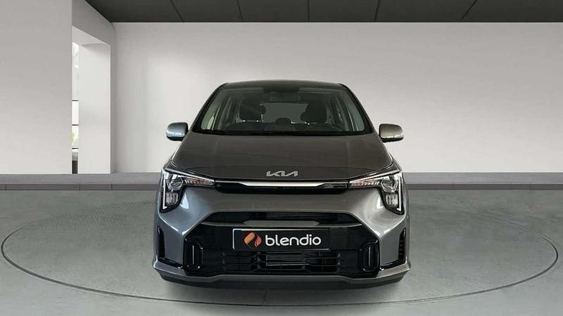 Usado Kia Picanto 63 CV (46 kW) 2025 Gris Utilitario