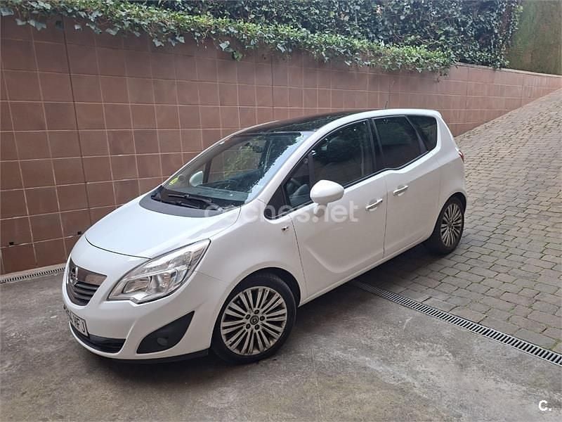 Usado Opel Meriva Enjoy 110 CV (80 kW) 2011 Blanco Monovolumen
