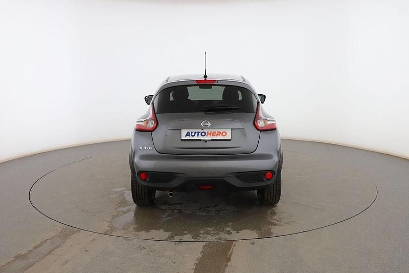 Usado Nissan Juke Tekna 113 CV (83 kW) 2019 Gris SUV