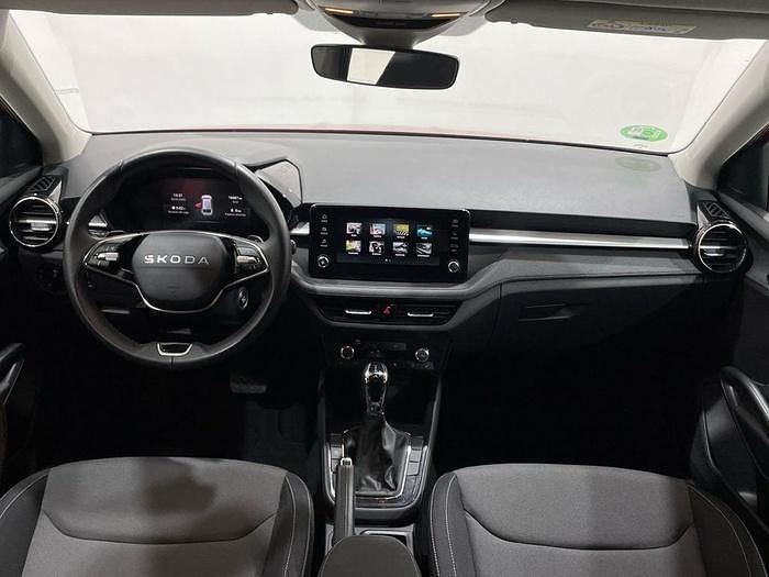 Usado Skoda Fabia Selection 115 CV (84 kW) 2025 Rojo Utilitario