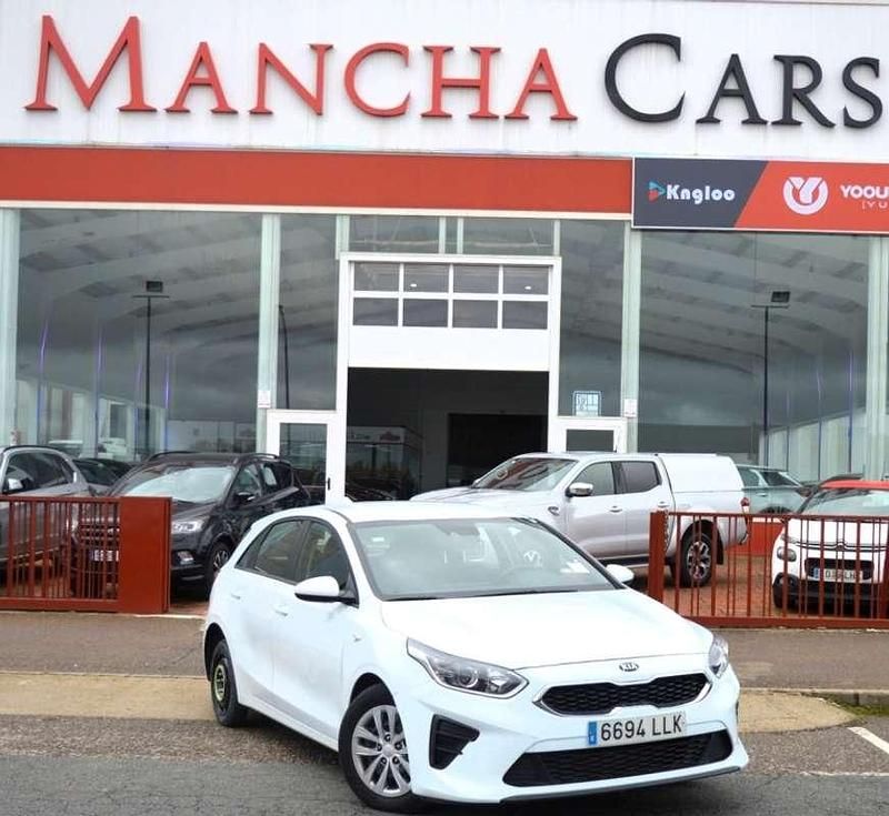 Usado Kia Ceed 101 CV (74 kW) 2021 Blanco Utilitario