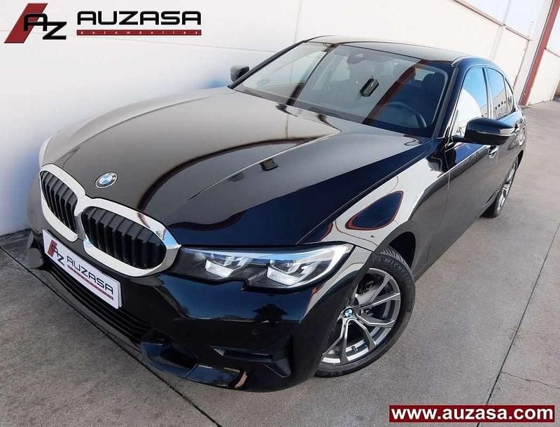 Negro Usado 2022 BMW 318 Shadowline Berlina | 24.900 € (Buen precio) - Imagen 1/4