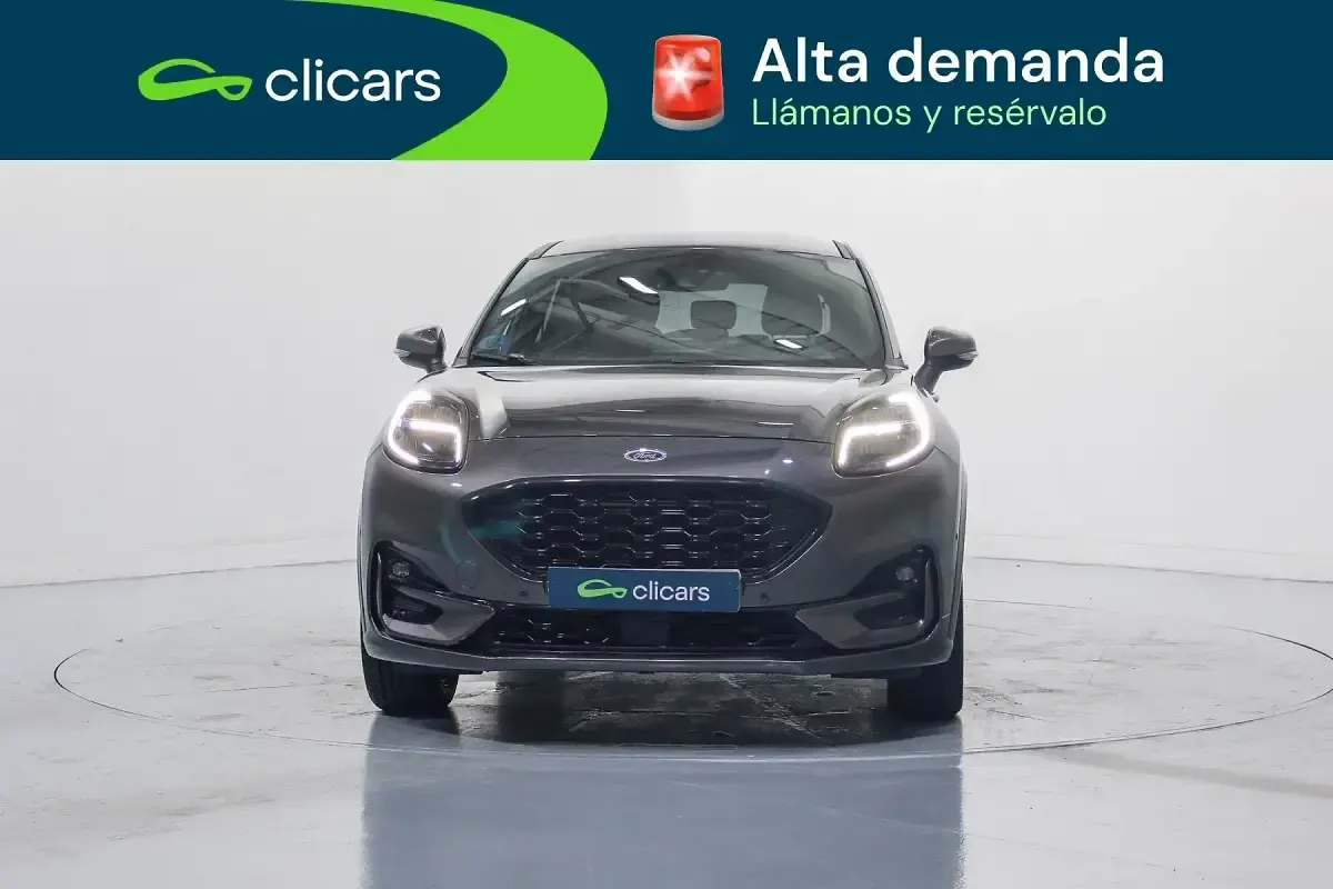Usado Ford Puma ST-Line X 125 CV (91 kW) 2023 Gris / plata SUV