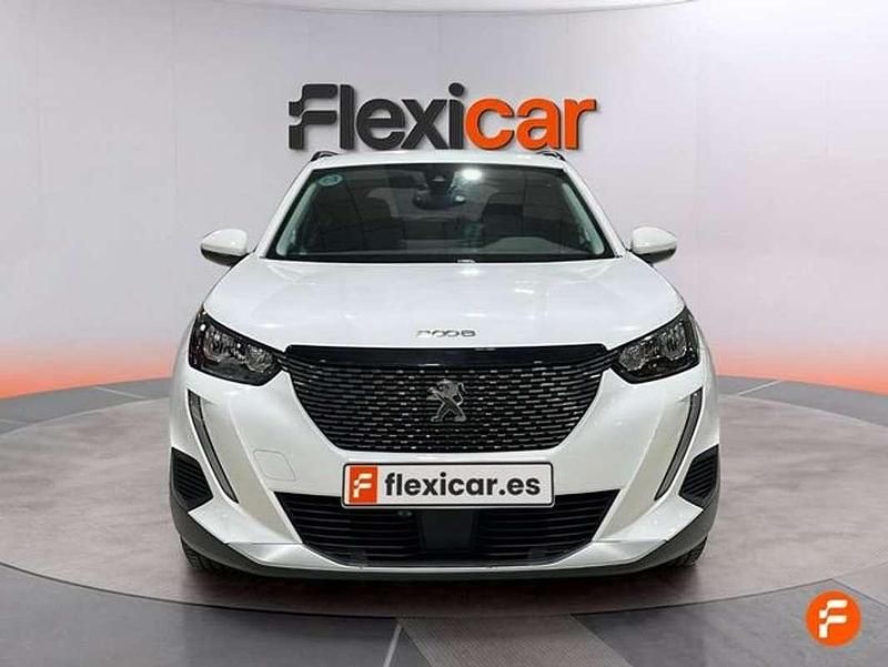 Usado Peugeot 2008 Allure 110 CV (80 kW) 2021 Blanco SUV