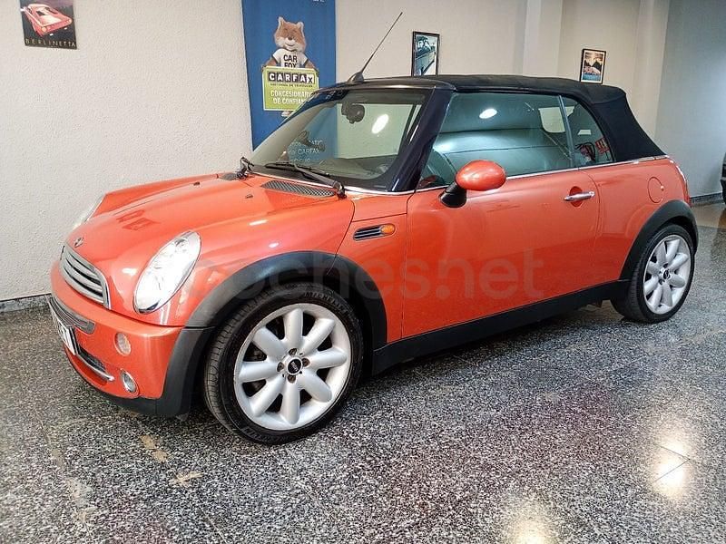 Usado Mini Cooper Cabriolet 116 CV (85 kW) 2005 Naranja Descapotable