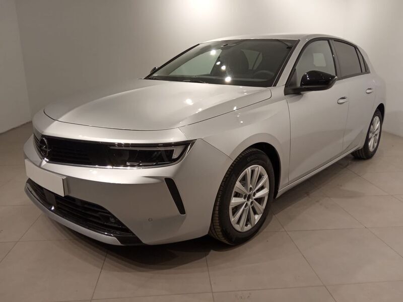 Gris Usado 2023 Opel Astra Edition | 25.876 € - Imagen 1/2