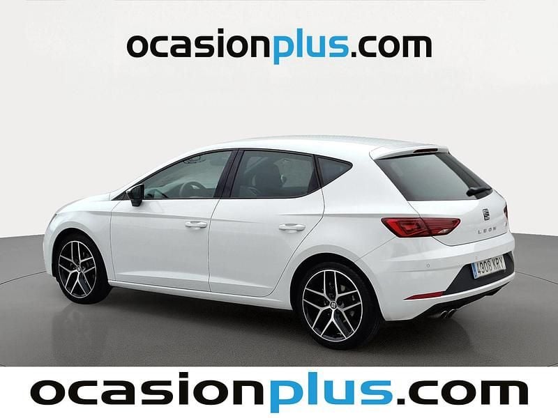 Usado Seat Leon FR 150 CV (110 kW) 2018 Blanco