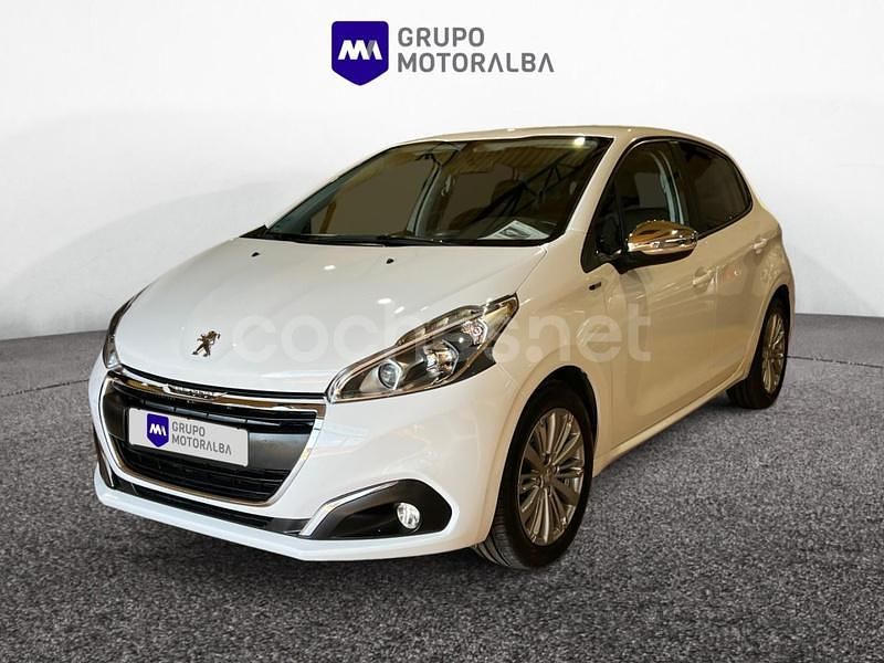 Blanco Usado 2016 Peugeot 208 Style Utilitario | 10.490 € (Caro) - Imagen 1/4