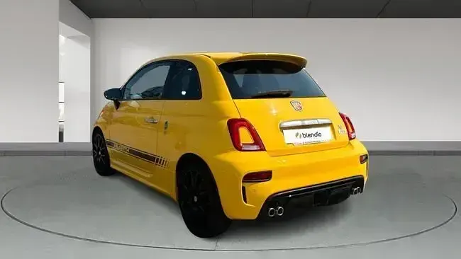 Usado Abarth 595 Pista 160 CV (117 kW) 2019 Amarillo Utilitario