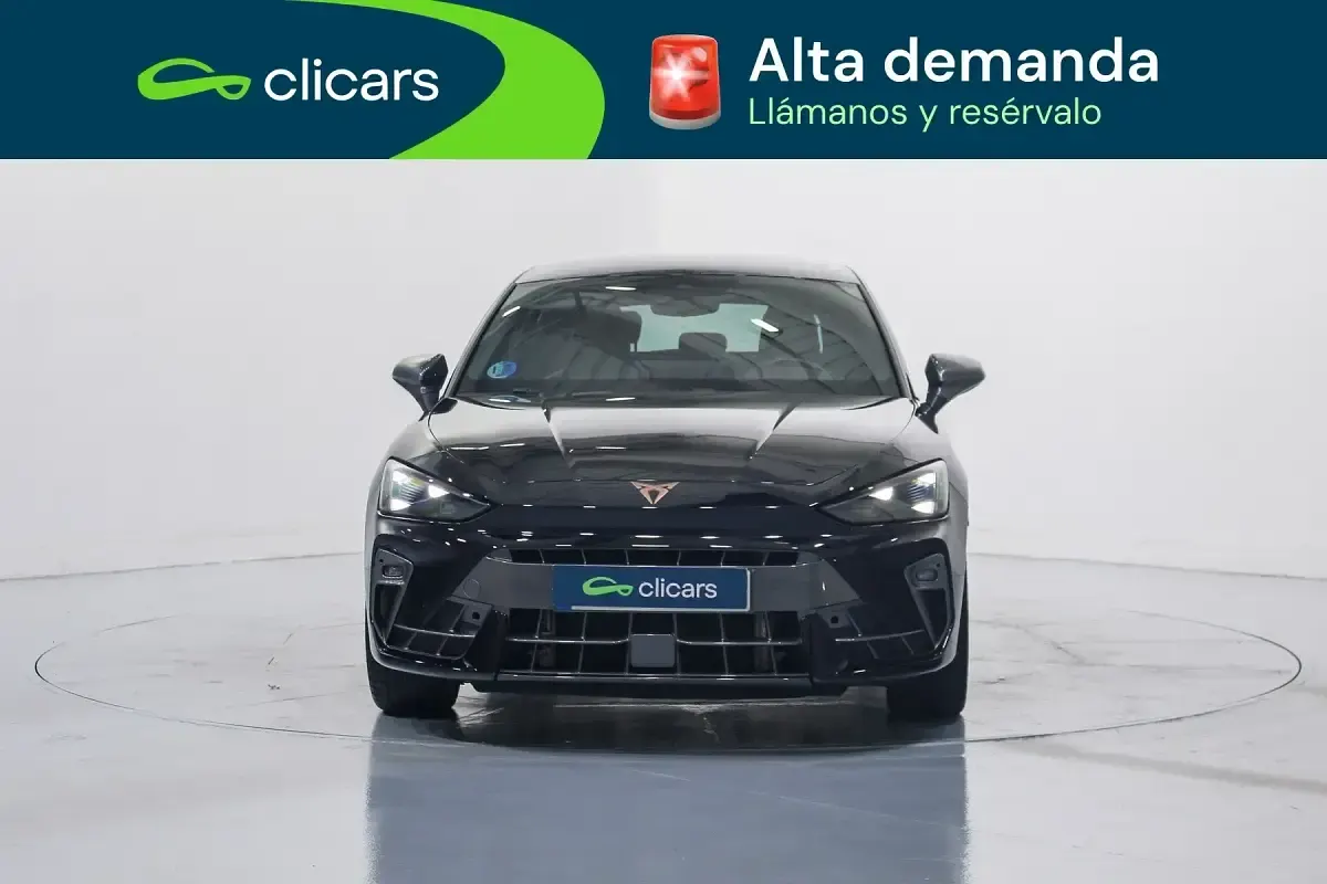 Usado Cupra Leon 150 CV (110 kW) 2024 Negro
