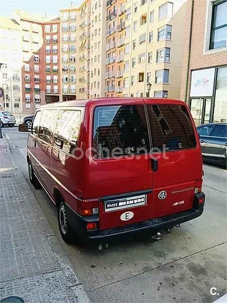Usado VW Transporter 68 CV (50 kW) 1997 Rojo Van