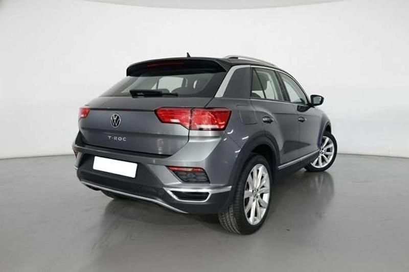 Usado VW T-Roc Design 111 CV (81 kW) 2021 Gris SUV